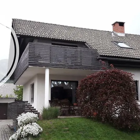 Apartament Cosy & Spacious Apt. Benc *